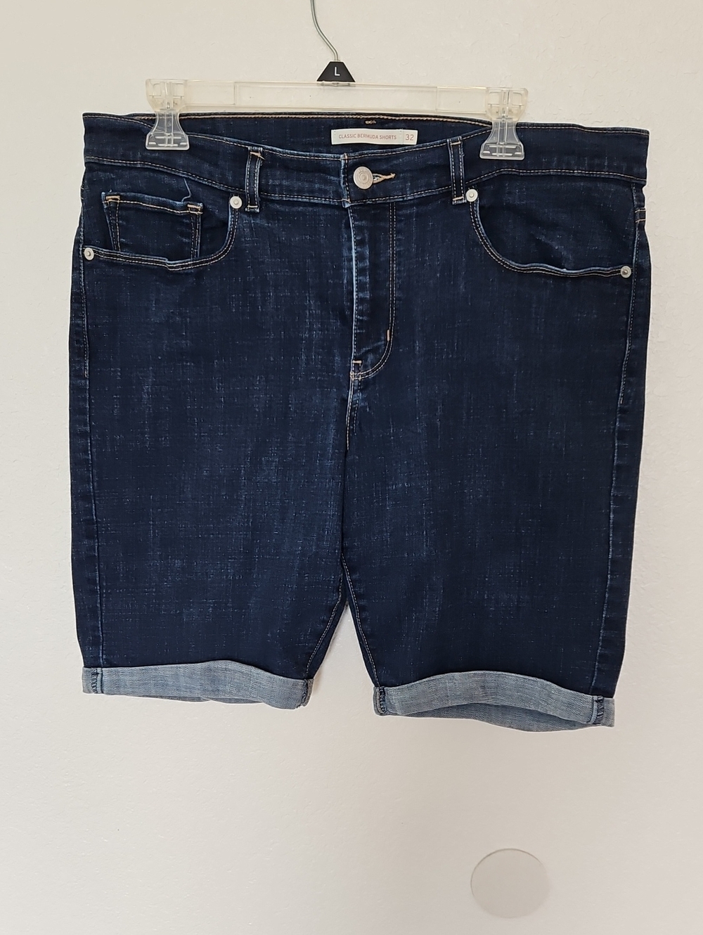 Womens Levi's Classic Bermuda Short ~ Size 14